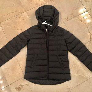 Girls Old Navy Narrow Channel puff jacket in size Large.